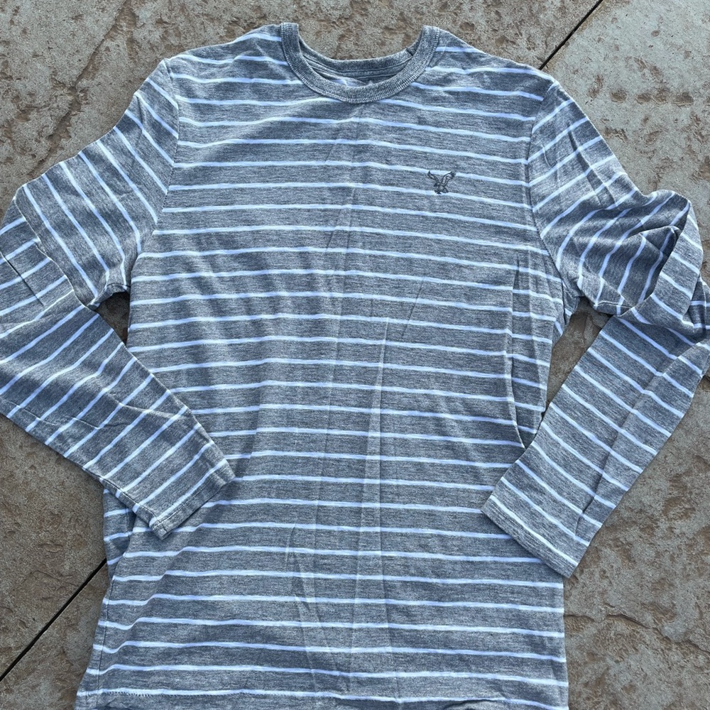 American Eagle Grey stripe LS shirt. Men’s
